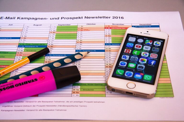 How to Declutter Your Digital Life for a Fresh Start